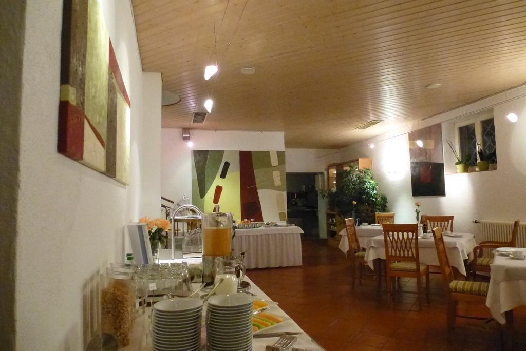 Hotel Alpenblick Garni Uberlingen Exterior photo